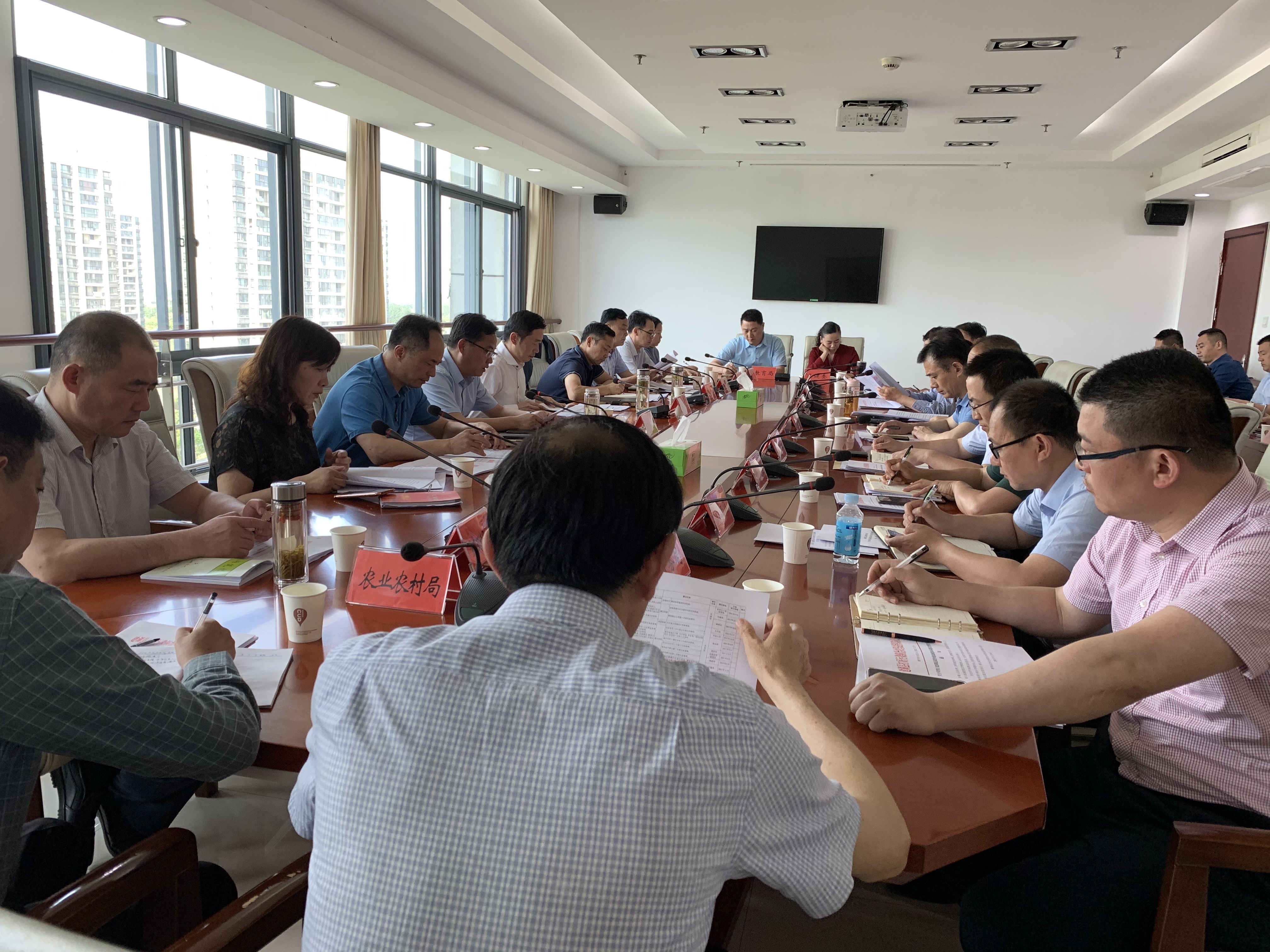 县住建局,县水利局分别作了工作部署,近湖街道,九龙口镇,上冈镇分别