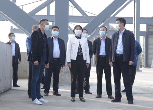 建湖县人民政府 建湖要闻 陈霞赴重点企业开展"大走访"活动