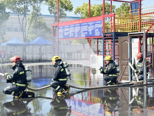 实战化练兵锤炼消防救援硬本领